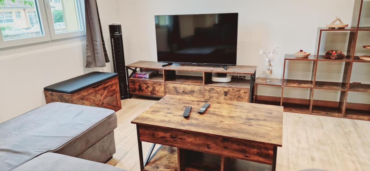 Le Claudius Apartment Annecy Bagian luar foto